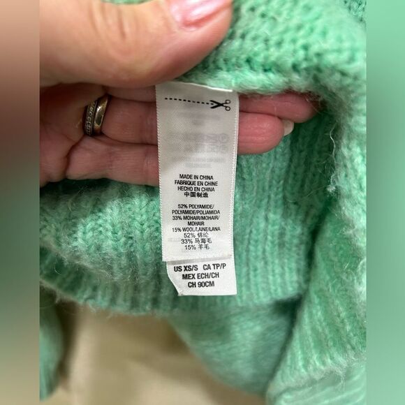 Juicy Couture Sweater - Picture 3 of 7